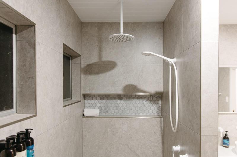 Moffat Beach Coastal Contemporary Unit A - image 26
