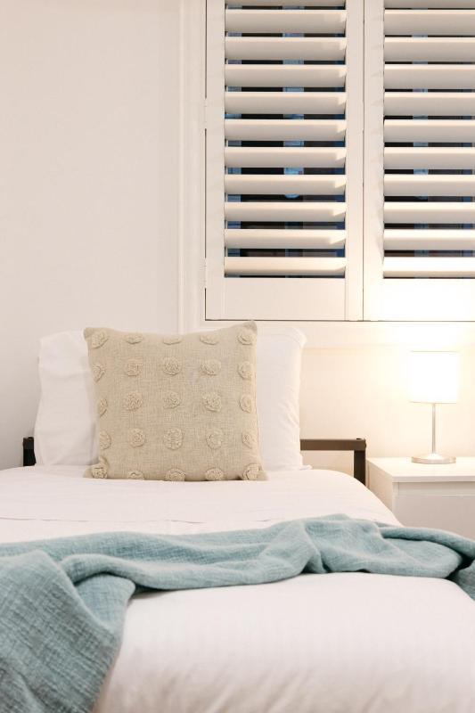 Moffat Beach Coastal Contemporary Unit A - image 9