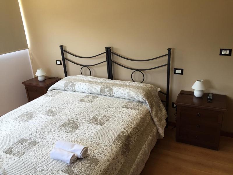 Double Room with Private Bathroom image 2