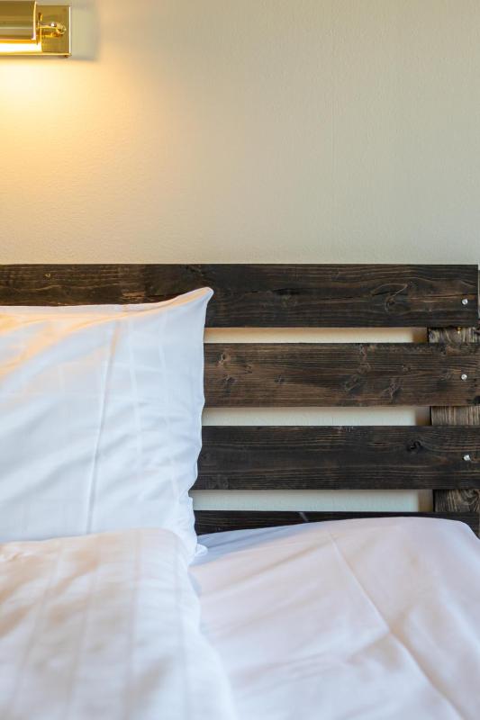 Standard Single Room image 4