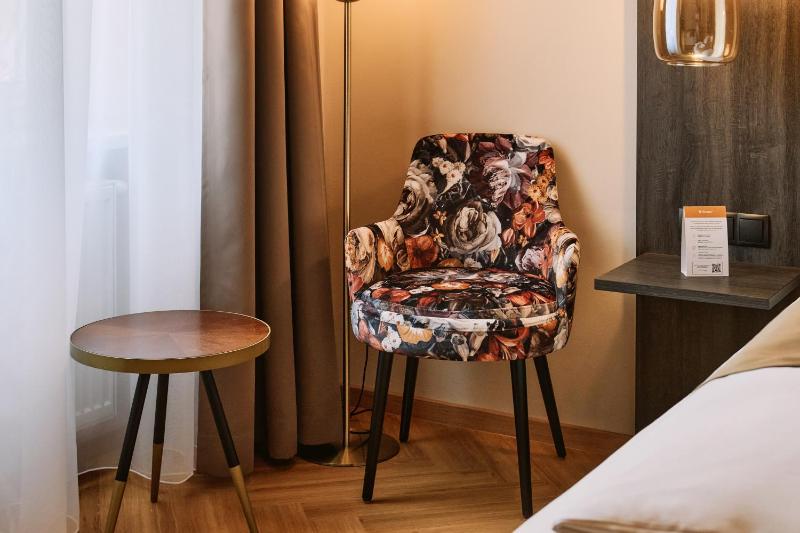 Superior Double Room image 1