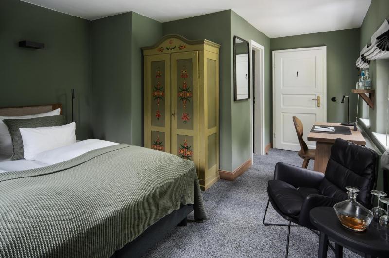 Comfort Double Room image 4