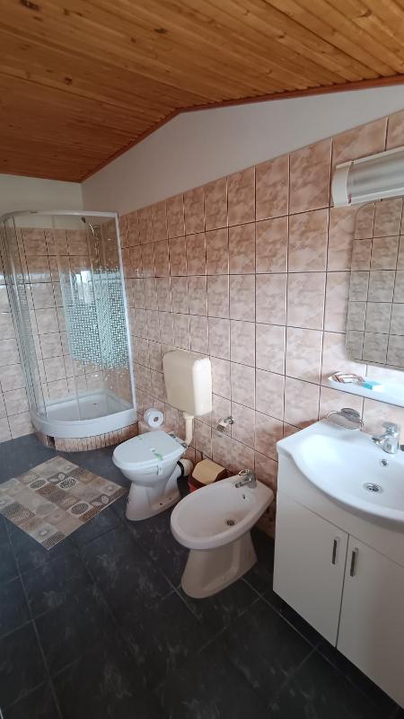Budget Double Room image 3