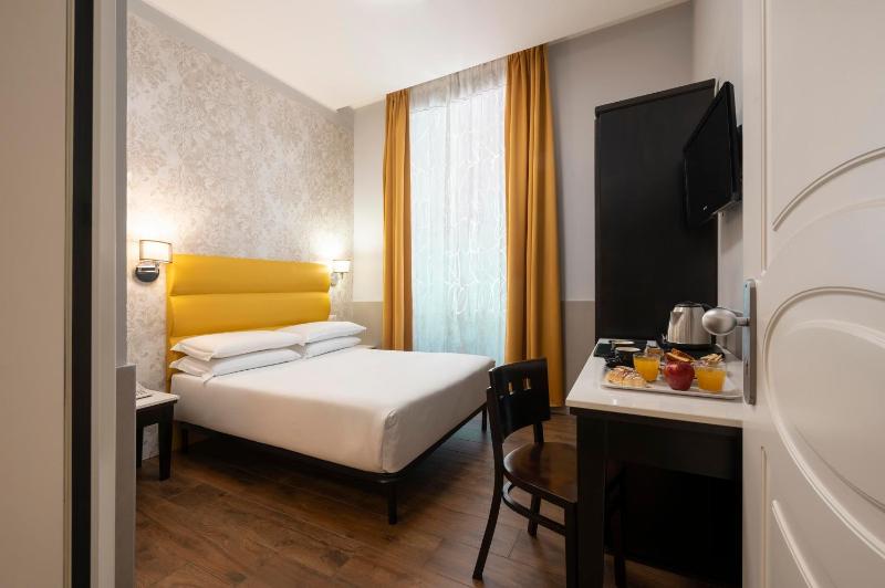 Economy Double Room image 1