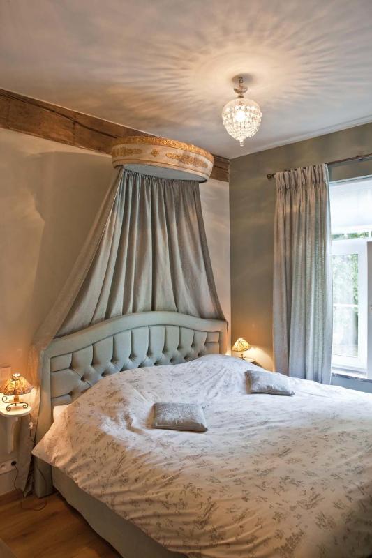 Deluxe Double Room with Bath image 3