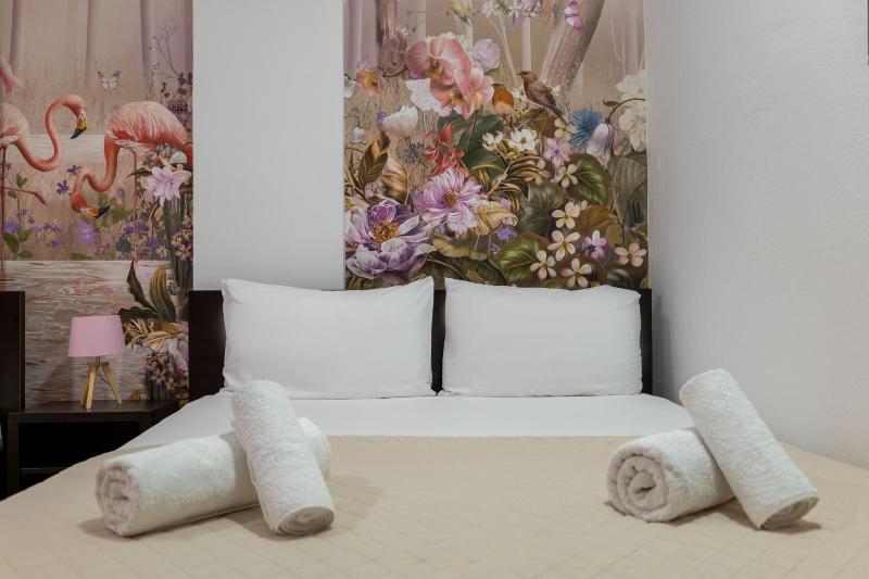 Deluxe Suite image 3