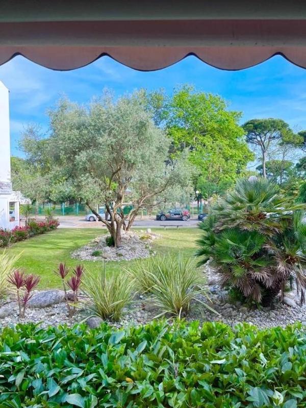 Double or Twin Room with Balcony image 3