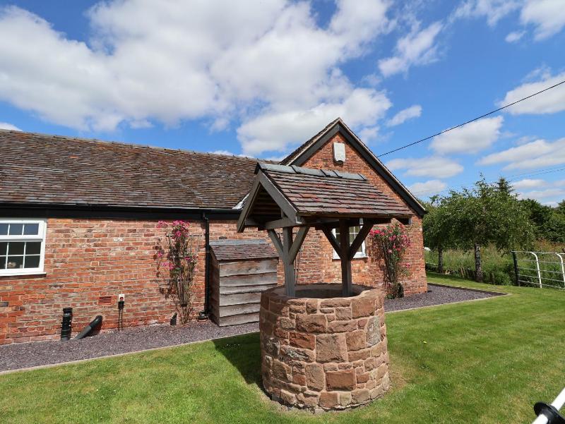 The Hay Barn - image 12
