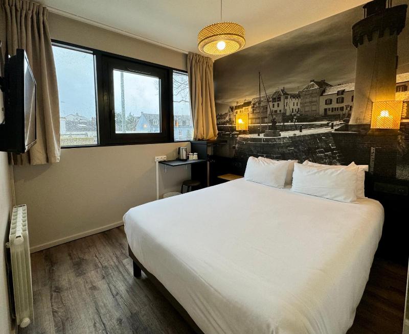 Double Room - Disability Access image 4
