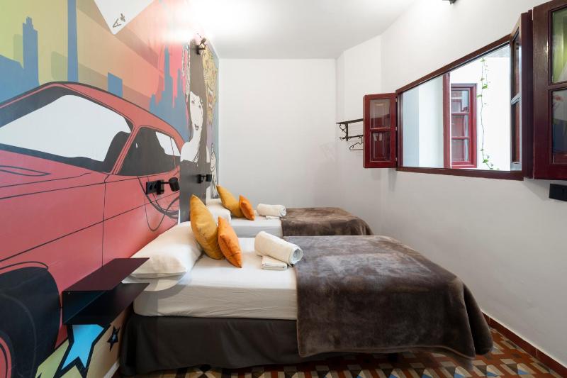 Home Youth Hostel by Feetup Hostels - image 12