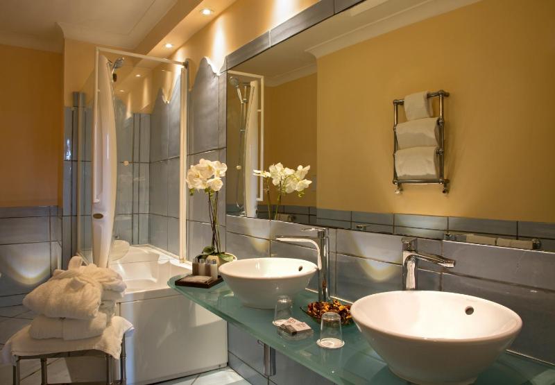 Junior Suite with Sea View image 1