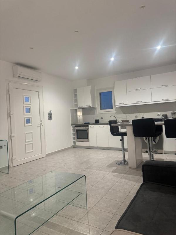 Two-Bedroom Apartment image 4