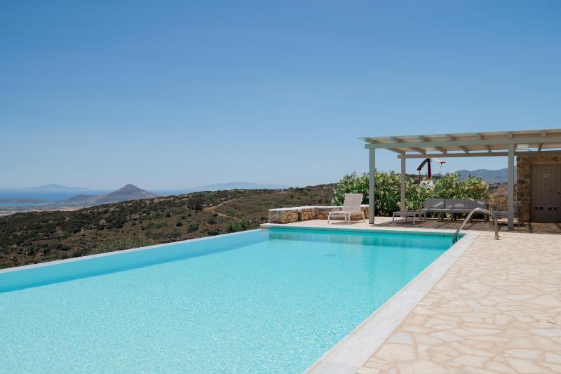 Villa Acqua · Gorgeous pool villa stunning sea views helipad! - image 16