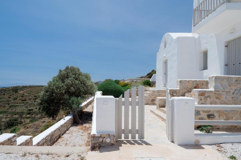Villa Acqua · Gorgeous pool villa stunning sea views helipad! - image 15