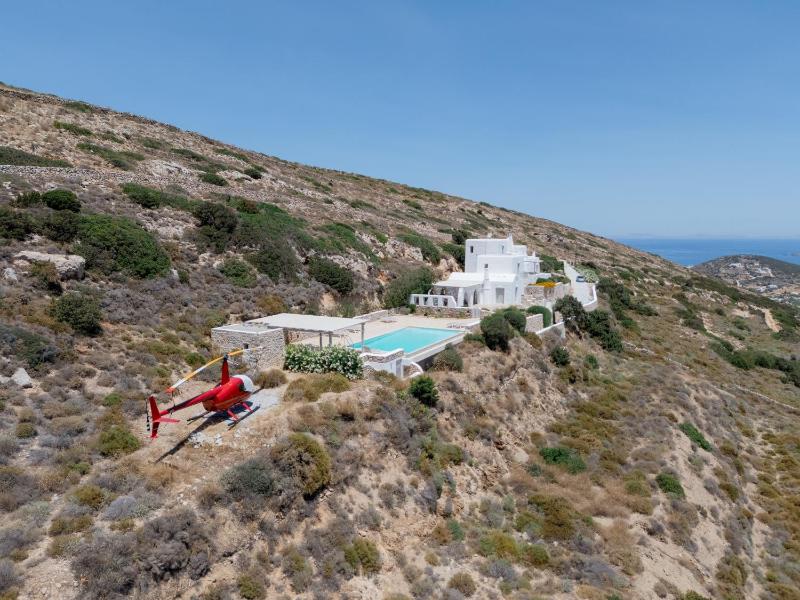 Villa Acqua · Gorgeous pool villa stunning sea views helipad! - image 27