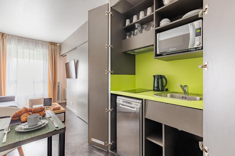 One Bedroom Apartment image 3