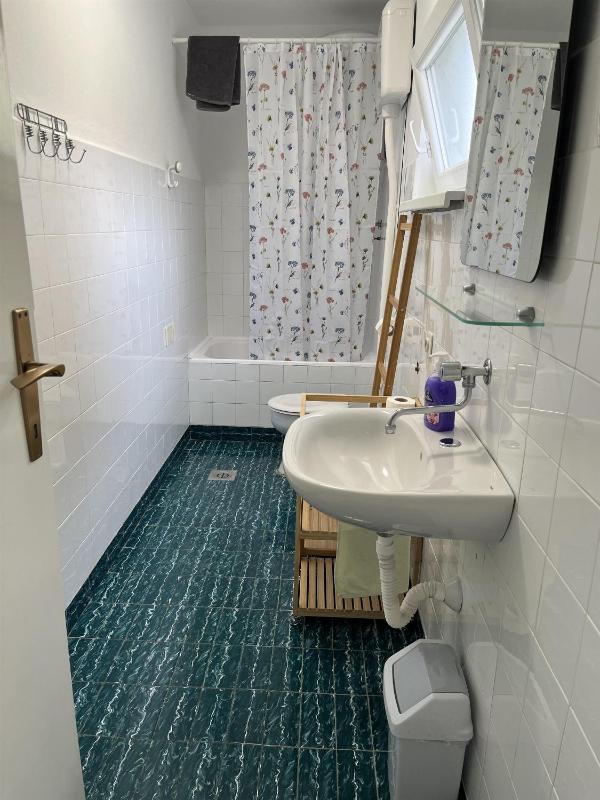 Apartment image 2