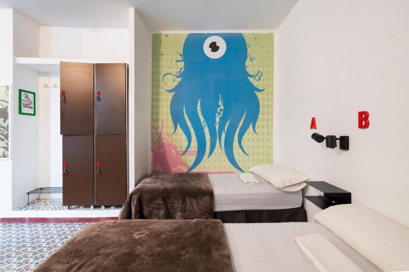 Single Bed in a 4-Bed Female Dormitory Room image 2