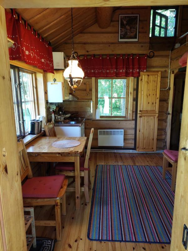 Bungalow with Patio image 4