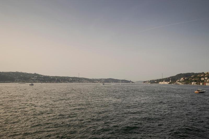 Suite with Sea View image 3