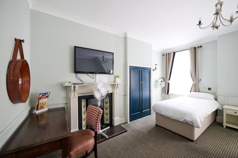 Triple Room image 4