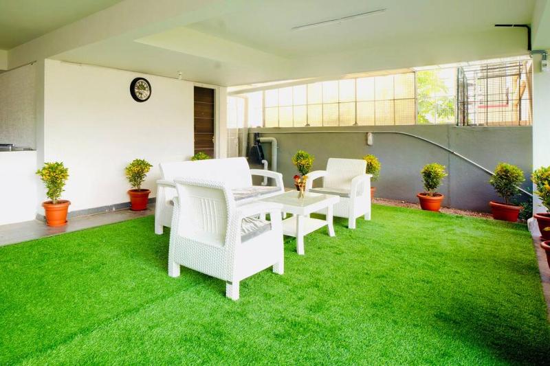 Elite Enclave - Tellus - 2BHK - Luxury Serviced Apartments - image 3