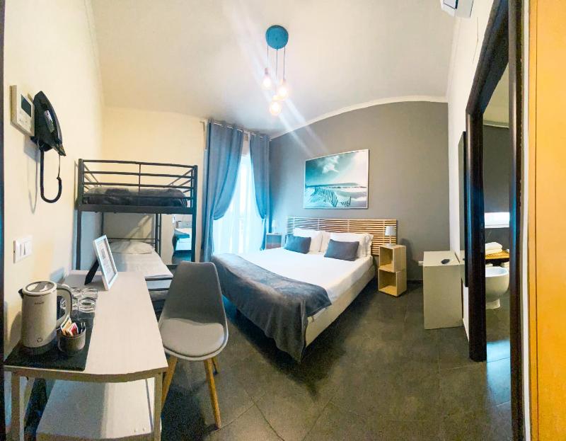 Quadruple Room image 1
