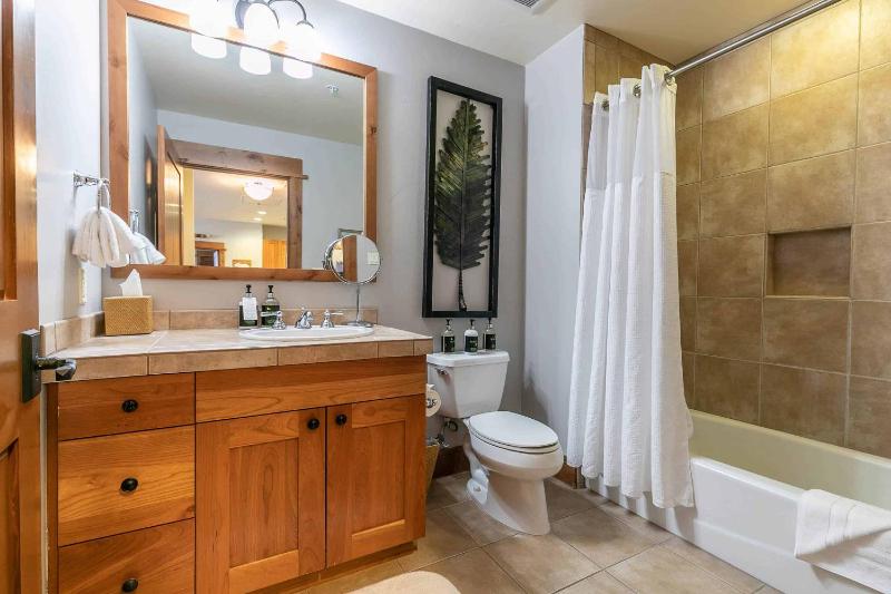 Big Horn Lodge 501 by East West Hospitality - image 3
