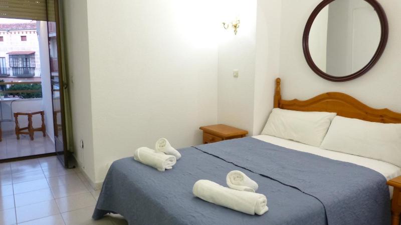 Double Room with Terrace image 3