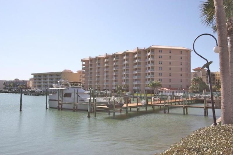 603 Harborview Grande - image 43