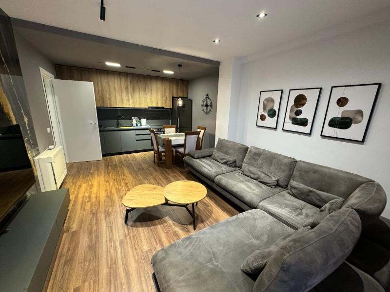 Luxury City Center with Balcony Apt21 - image 7