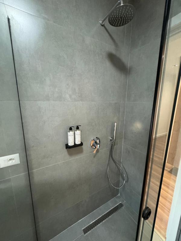 Luxury City Center Apartment24 - image 7