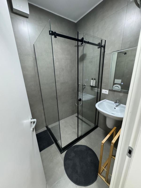 Luxury City Center Studio Apt25 - image 8