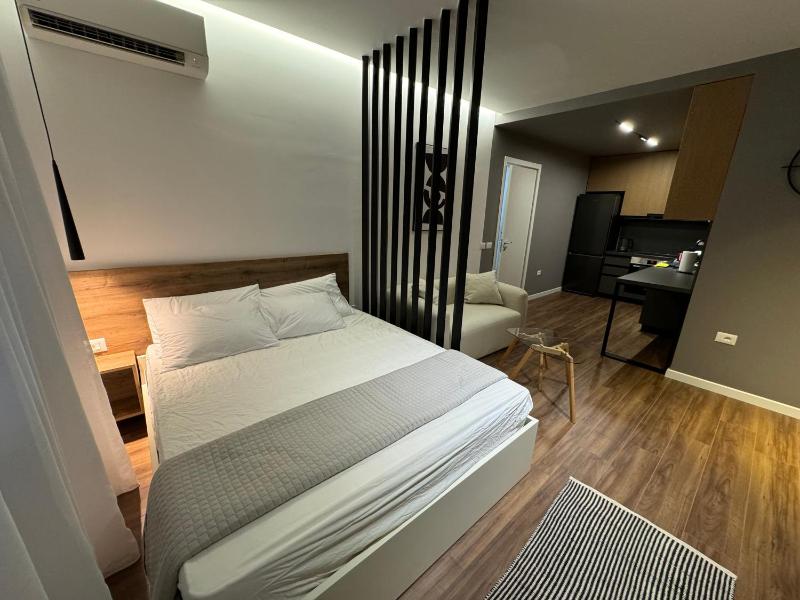 Luxury City Center Studio Apt25 - image 10