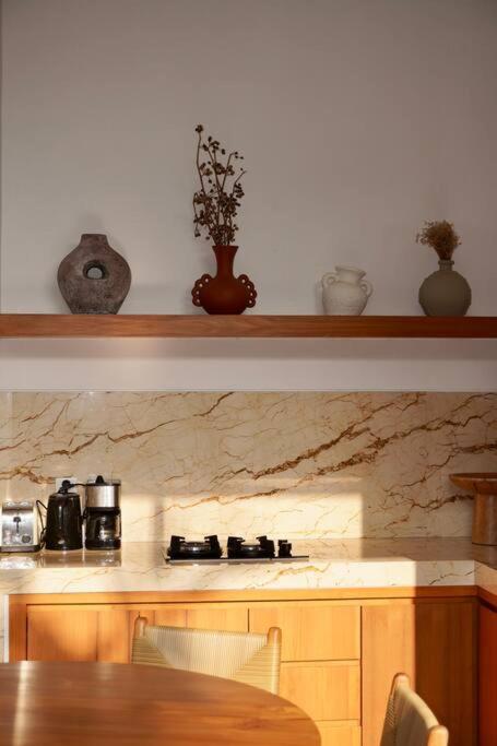Brand New Central Canggu Private Villa - image 25