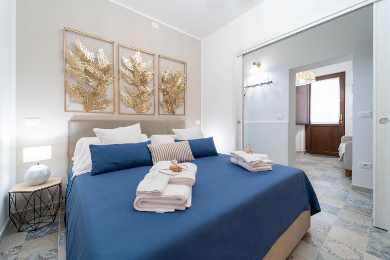 Regina Damarete Ortigia Boutique Apartment Images