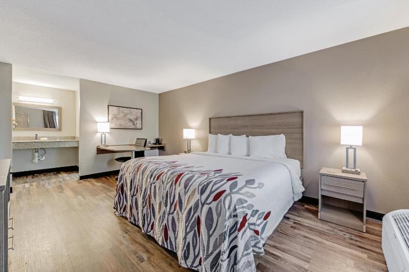 Superior King Room Non-Smoking image 3