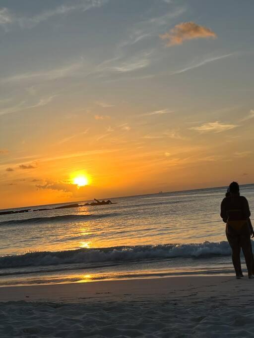 GAIA Barbados! 2bedroom Home 5min walk to the beach - image 2