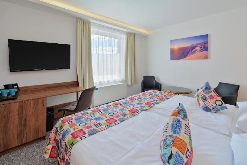 Comfort Double Room image 3