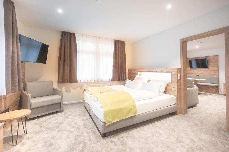Junior Suite image 2