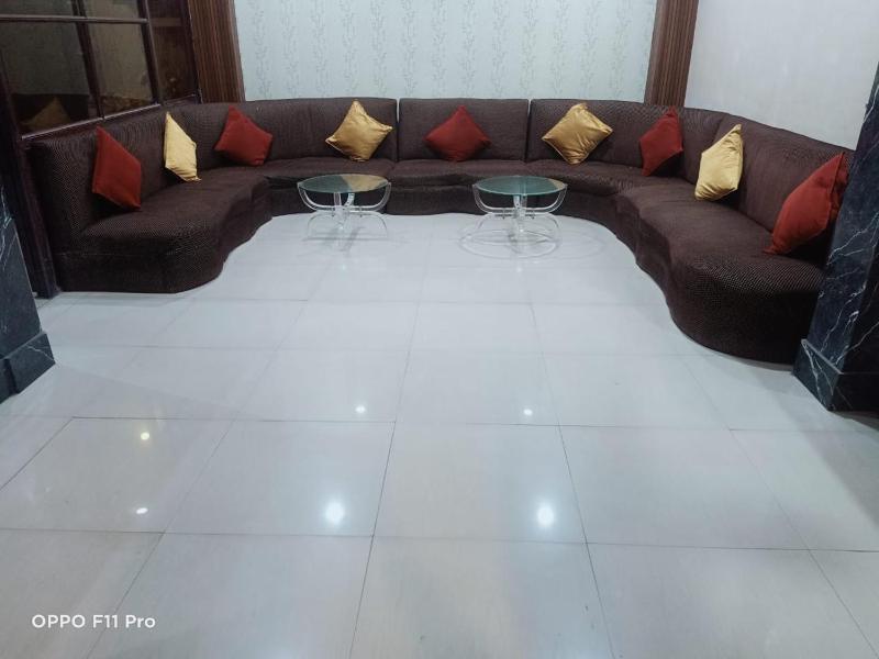 Hotel Ambassador Inn - image 5