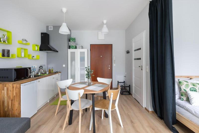 Burakowska Studios in Warsaw by Noclegi Renters - image 12
