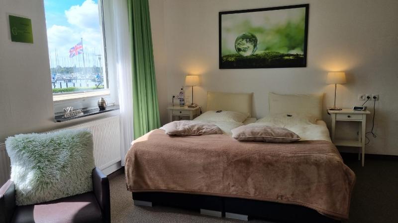 Double Room Premium image 2