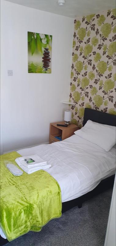 Deluxe Single Room image 3