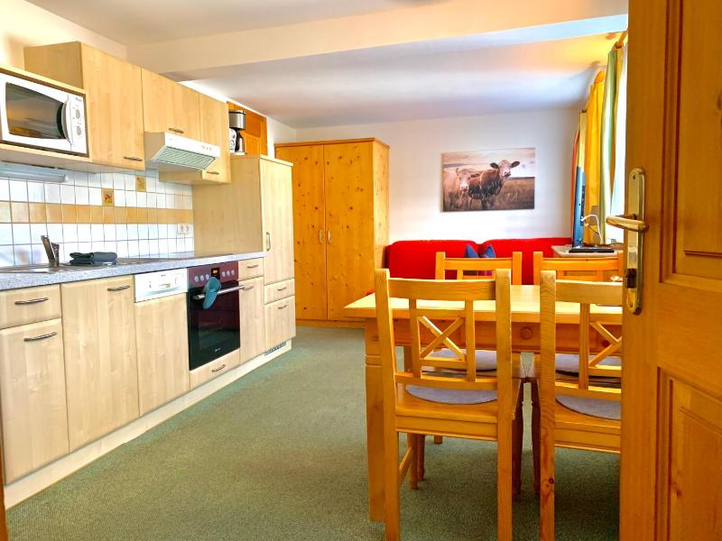 One-Bedroom Apartment image 1
