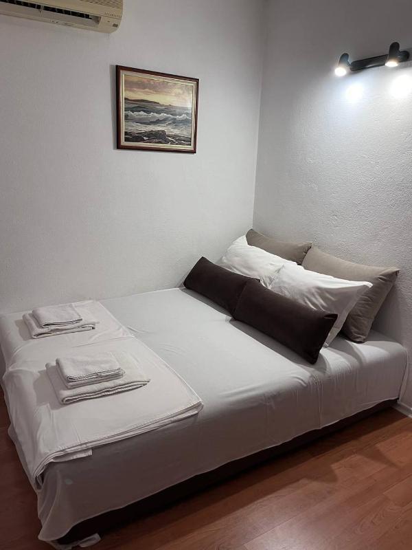 Apartment image 2