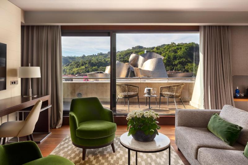 Studio with Terrace image 4