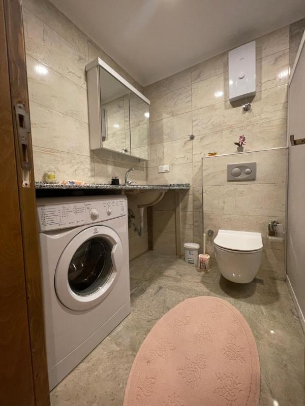 Two-Bedroom Deluxe Apartment with Garden View image 2