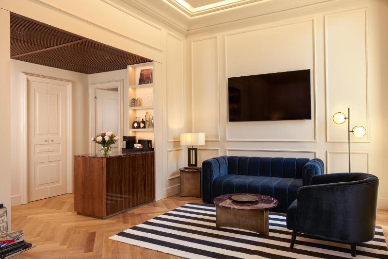 Junior Suite image 4