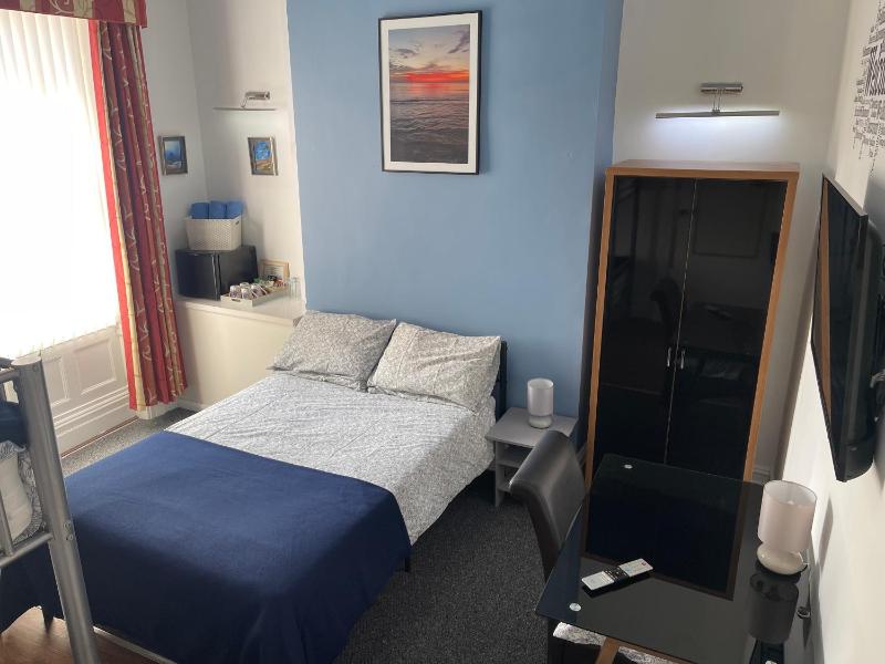 Backpackers Blackpool Hotel & Suites - image 28